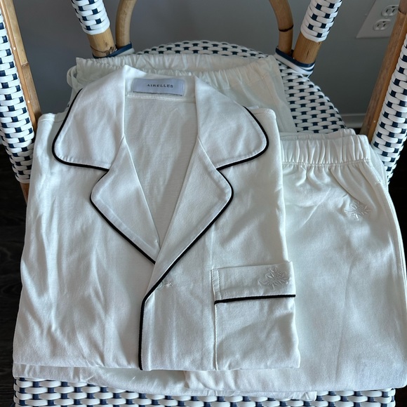 NWT Airelles Pajama set. XS. White with black border. - Picture 3 of 7